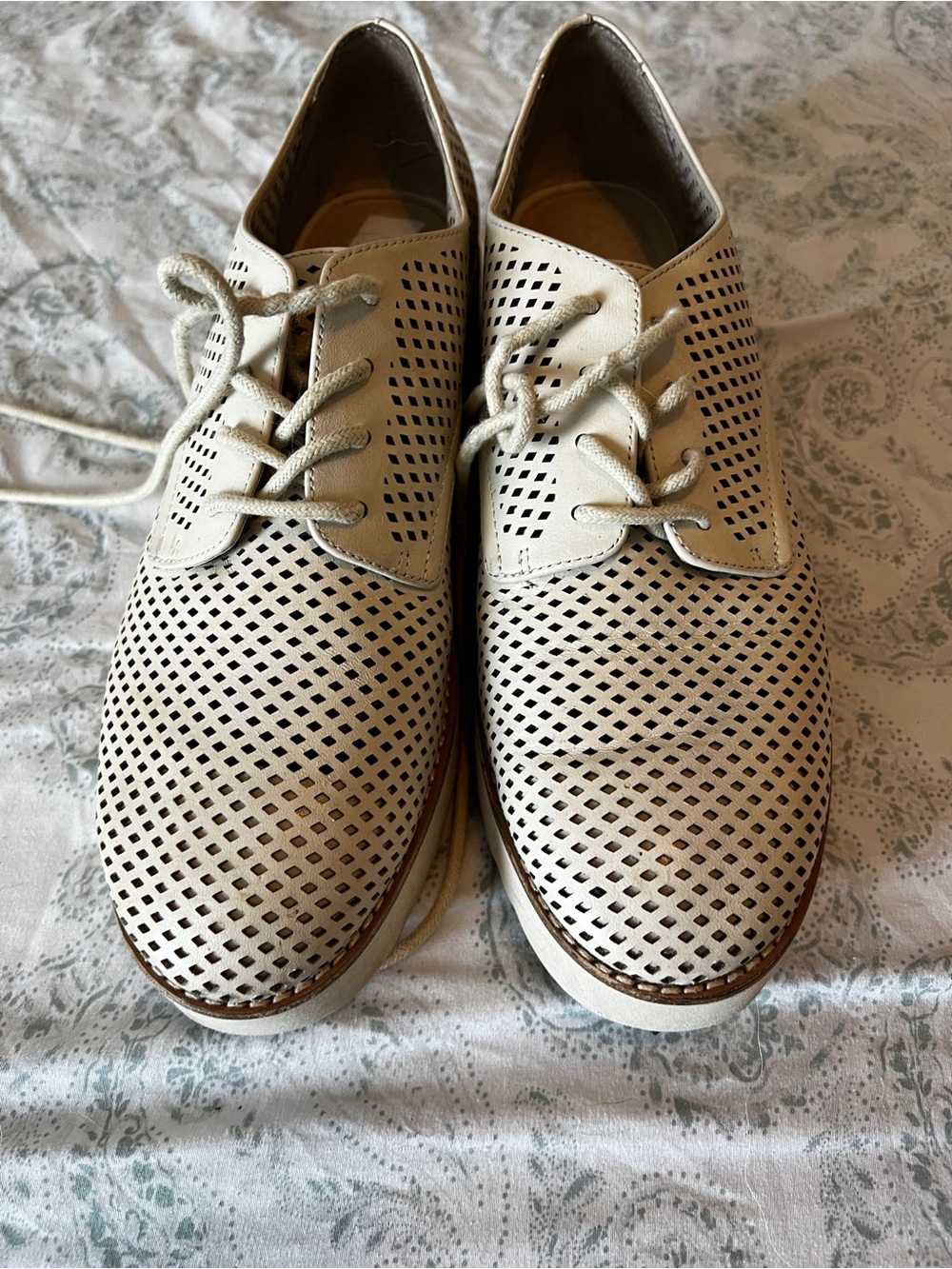 Vince Camuto Perforated Leather Platform Oxfords in Cream